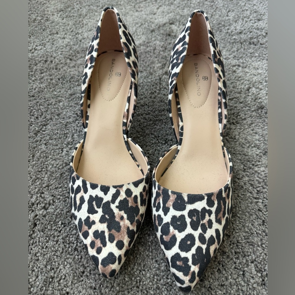 Bandolino Leopard Heels - 9.5 - never worn